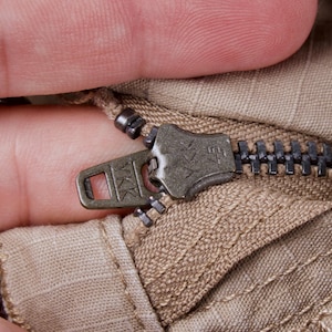 Calça Cargo Regular Masculina CARHARTT WIP Bege com Bolsos e Pernas em Ripstop, Tamanho W28 L30 imagem 9