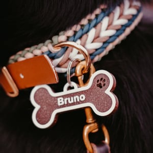 Personalized dog tag with engraving - individual dog tag as a keychain or pet tag for dog collar and leash