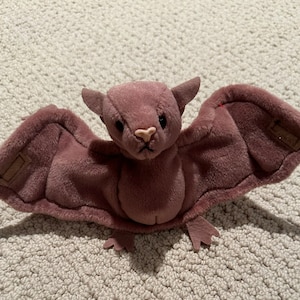 Very Very Rare Batty Beanie Baby with Velcro