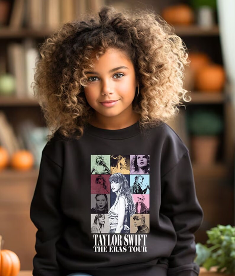 Taylor Swift Sweatshirt, The eras tour, Taylor Swift Merch, Sweat Swifttie, Fan shirt Taylor Swift, Taylor's version,Swiftie,Taylor shirt image 3