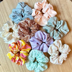 summer scrunchies