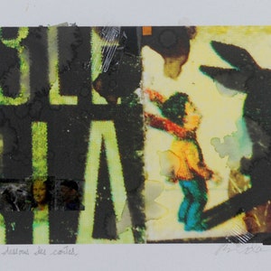 Le dessous des cartes. Oeuvre d'art murale originale. Technique mixte sur papier. Personnage.   Ombre chinoise. Jaune, noir, rouge, vert.