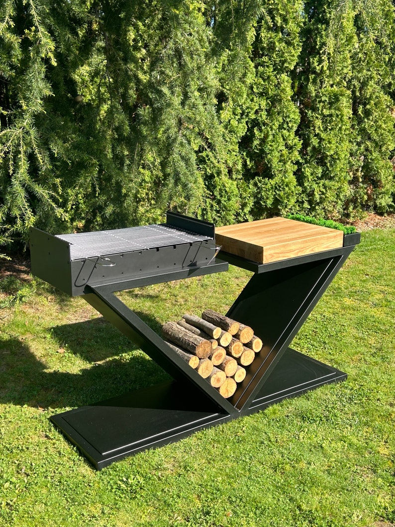 Gartengrill aus Eisen und Holz VIP Bild 1