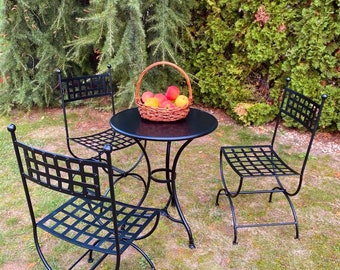 Set bistrot - 3 x Chaises en fer forgé + 1 x Guéridon Arras - NOIR