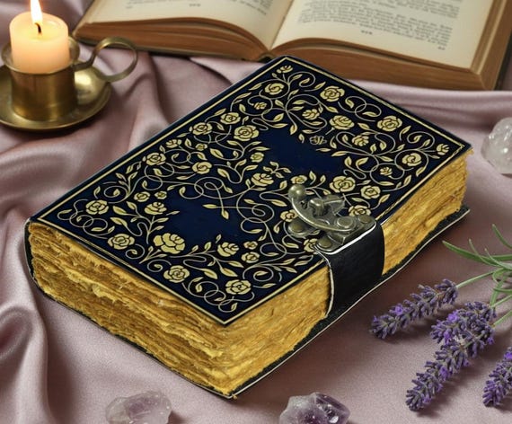 Leather Journal with Lock – Antique Grimoire Book of Shadows – Gothic Witch Notebook – Personalized Gift for Women & Men