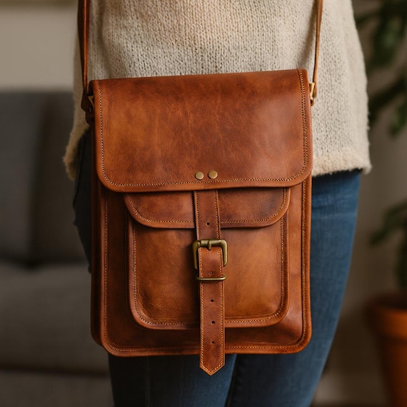 Handmade Vintage Leather Crossbody Bag – Full Grain Brown Shoulder Bag for Women & Men | Everyday Messenger Bag | Rustic Sling Bag