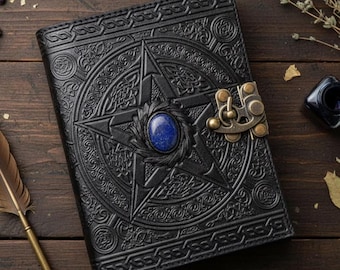 Diario wiccano de cuero con pentagrama y gema - Libro de las Sombras de cuero negro - Libro de hechizos en relieve - Regalo gótico para mujeres y hombres