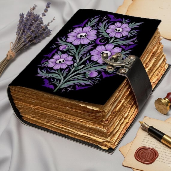 Gothic Floral Skull Leather Journal – Handmade Dark Notebook with Lock, Vintage Deckle Edge Paper, Witchy Grimoire Diary, Gift for Writer
