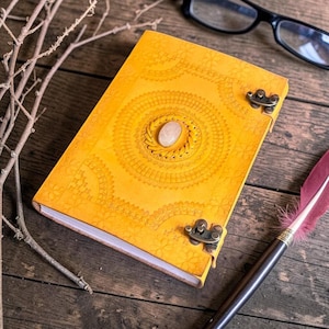 Handmade Leather Journal with Stone – Vintage Embossed Diary, Lock Closure Notebook, Boho Writing Journal, Gift for Writers, Travel Journal