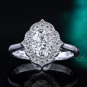 Oval Cut Engagement Ring Vintage Wedding ring for women 14K Gold Halo Engagement Ring Art Deco Ring Propose Ring Oval Moissanite Ring