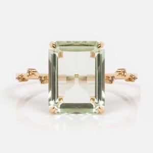 Dewdrop Green Amethyst Statement Ring, Natural Green Amethyst Ring, Green Gemstone Ring, Emerald Cut Amethyst Ring, Delicate Ring, Gift her