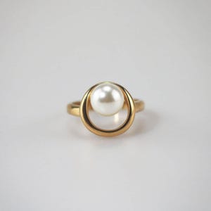 Natural River Pearl Ring Dainty Pearl Ring, 925 Sterling Silver, Art Deco Wedding Ring, june Birthstone Promise Ring, big pearl ring