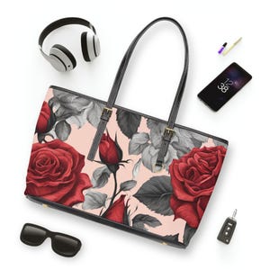 Shoulder Bag, Red Rose Toile Design, Blush Pink Background, Floral Handbag, Elegant Purse, Romantic ToteBag, Vintage Style, Women&#39;s Fashion