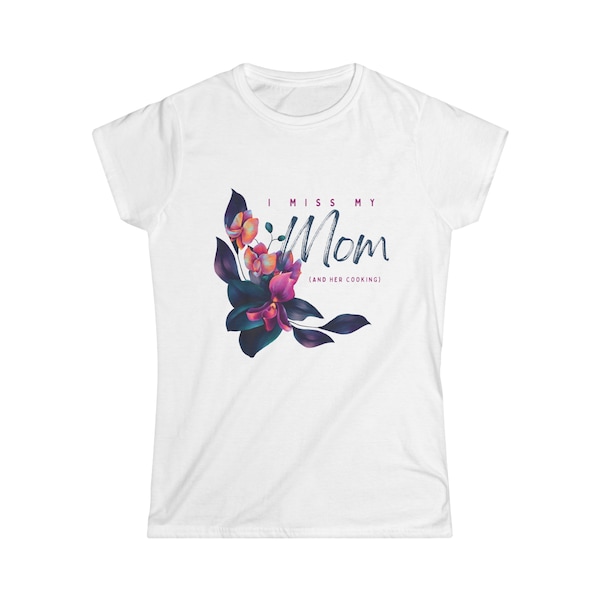 T-shirt doux pour femmes ma mère et sa femme qui cuisine avec orchidées vibrantes disponible en blanc, noir, bleu clair, royal, violet et azalée (rose)