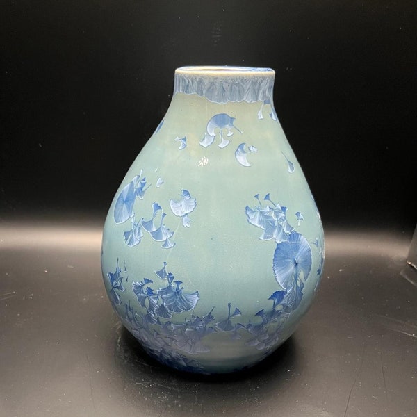 Blue Vase Crystalline Pottery