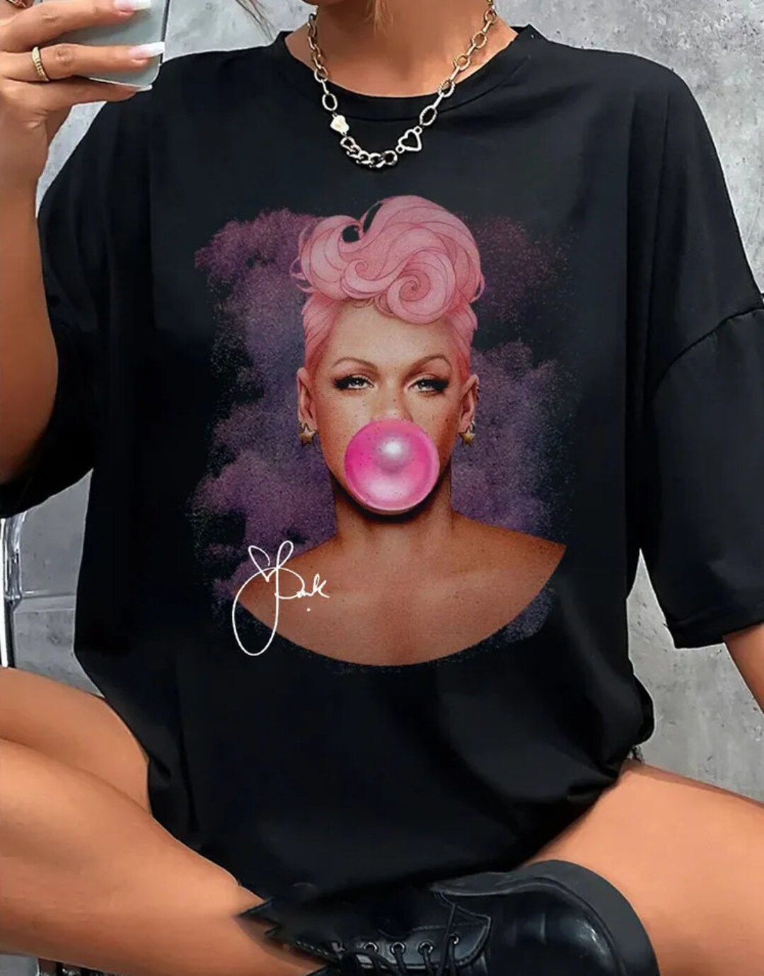 Retro Pnk Pink Summer Carnival 2024 Festival WORLD Tour Tshirt, Pink