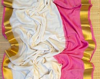 Mul mul cotton sarees with gold kasavu border and a pop of colour on the piping border. Available in different colours & designs
