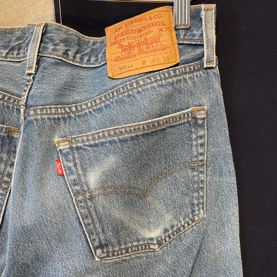 90s Levi's 501xx Denim Jeans Measured 33W 1996 - image 4