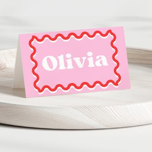 Pink & Red Wavy Place Card, Birthday Place Card, Editable Place Card Template, Printable Place Card, Pink Place Card, Name Card