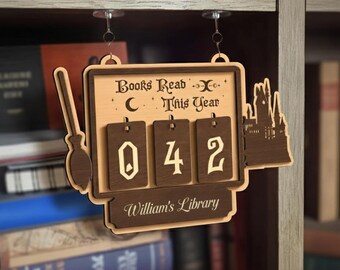 Personalisierte Holzbücher Lese Tracker, Hotward Schulbücher Lese Tracker, Fantasy Bookish Geschenk, Buch-Liebhaber-Dekor, Halloween-Bücherregal-Dekor