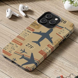 ヴィンテージ搭乗券iPhoneケース：レトロな飛行機旅行アート