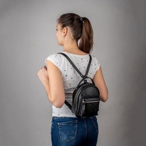 Sac à dos en cuir pour femme, mini sac à dos en cuir pour fille, sac à dos personnalisé, pour femme, mini sac à dos personnalisé avec initiales