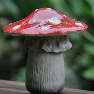 Mushroom Jar