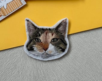 Custom Dog Embroidered Patch: Personalized Pet Portrait, Iron-On or Sew-On