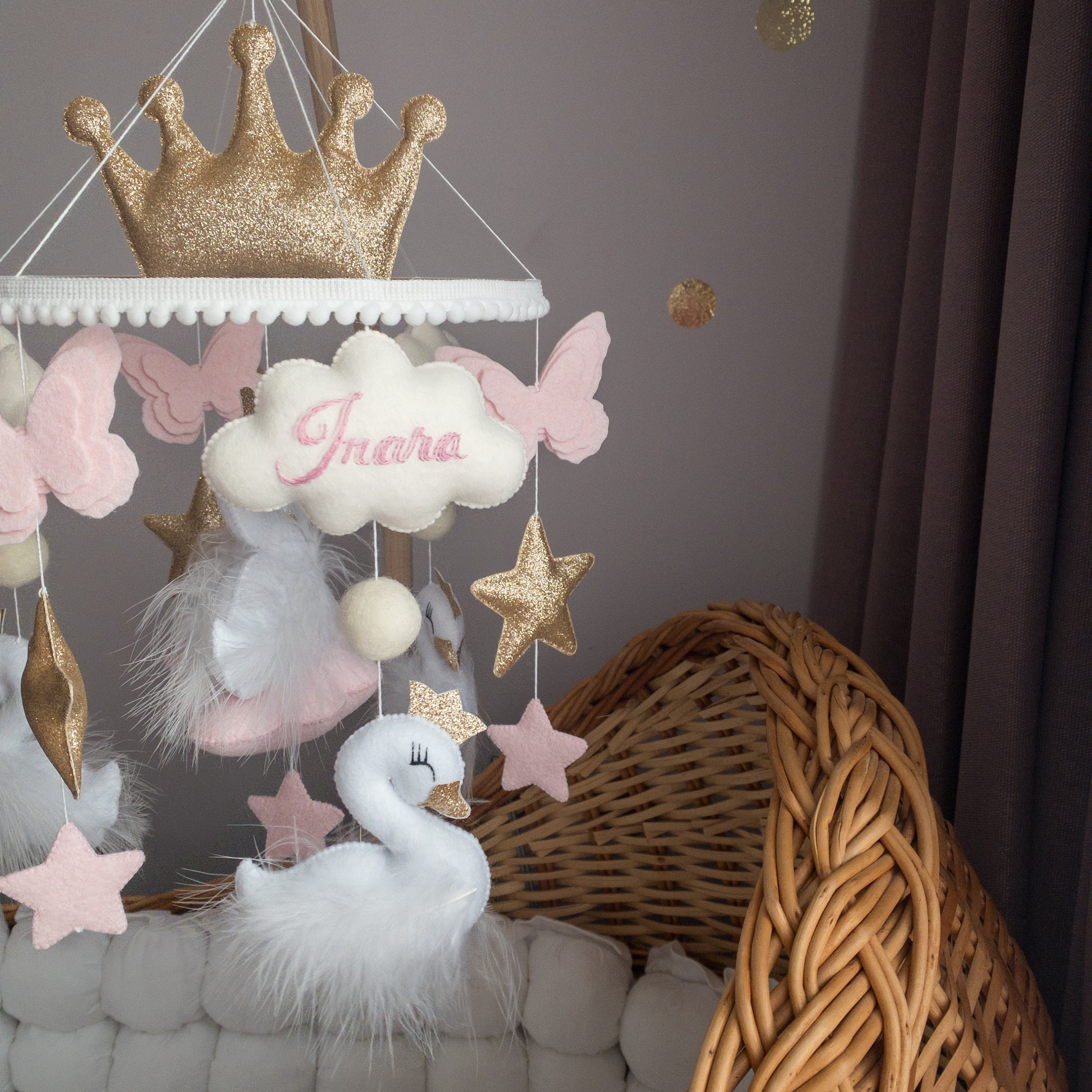Baby gift mobile, Baby shower gift, New baby gift, Personalised baby gift, Baby girl fist gift, Swan baby mobile, Swan nursery decor