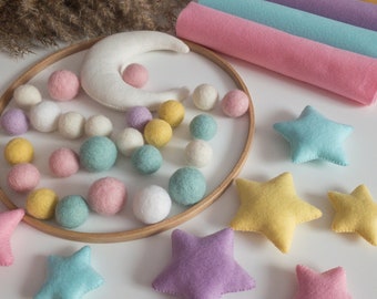 Stars and clouds baby mobile, Colored stars mobile for girl, Crib mobile with felr balls, Baby nursery mobile with moon