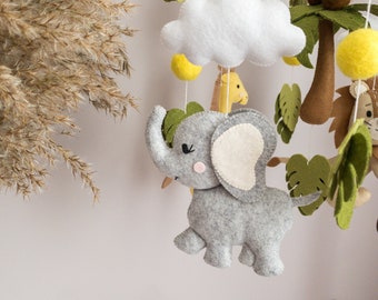 Safari Baby mobile Africa animals mobile Safari nursery mobile Monkey Giraffe Lion Elephant Felt crib mobile Monstera leaves mobile