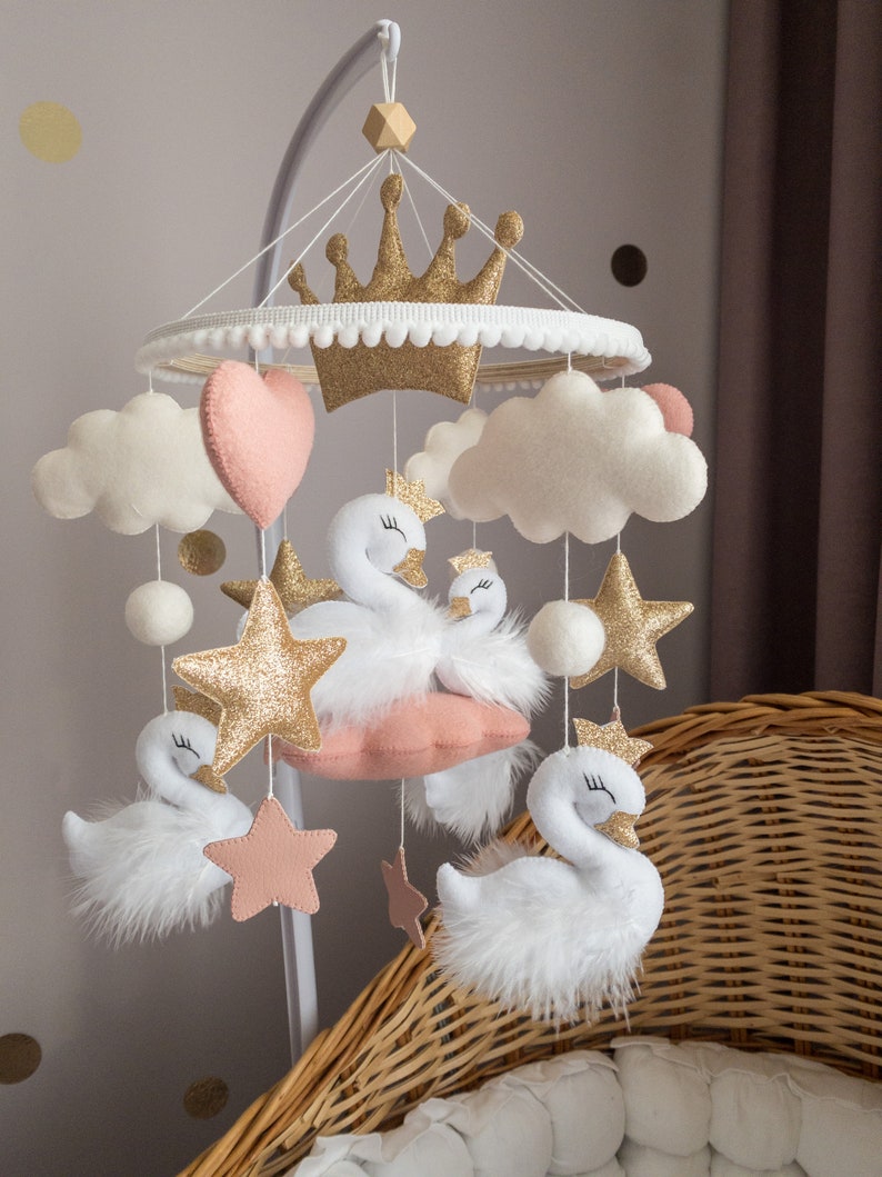 Swan baby mobile for girl with gold stars and beige hearts, Pastel beige mobile for nursery decor, Gift baby mobile for newborn girl Pink