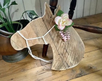 Handmade wooden horse head for indoor or porch décor- made with reclaimed barn-wood- country/ farmhouse or cowgirl decor- super cute!