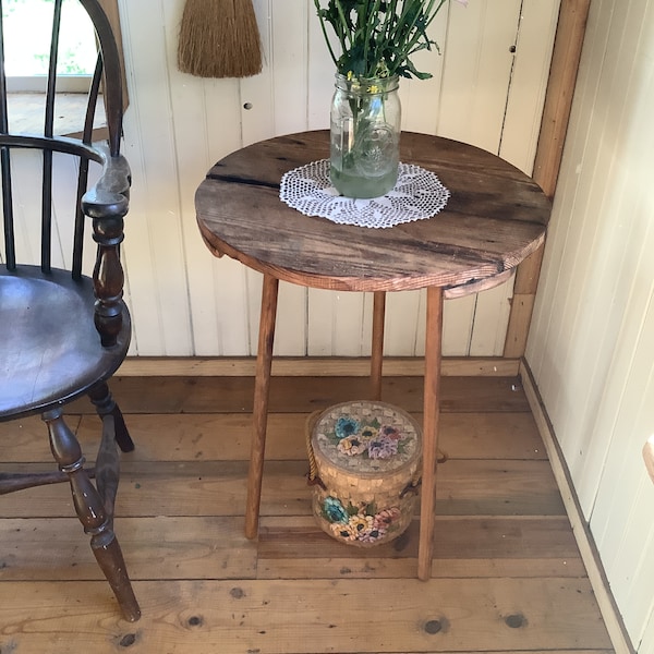 Handmade reclaimed circle wood table- made with reclaimed wood from a 1920s farmhouse- light-weight primitive style end table or plant stand