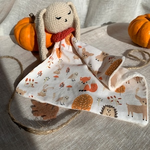 Crochet baby comforter