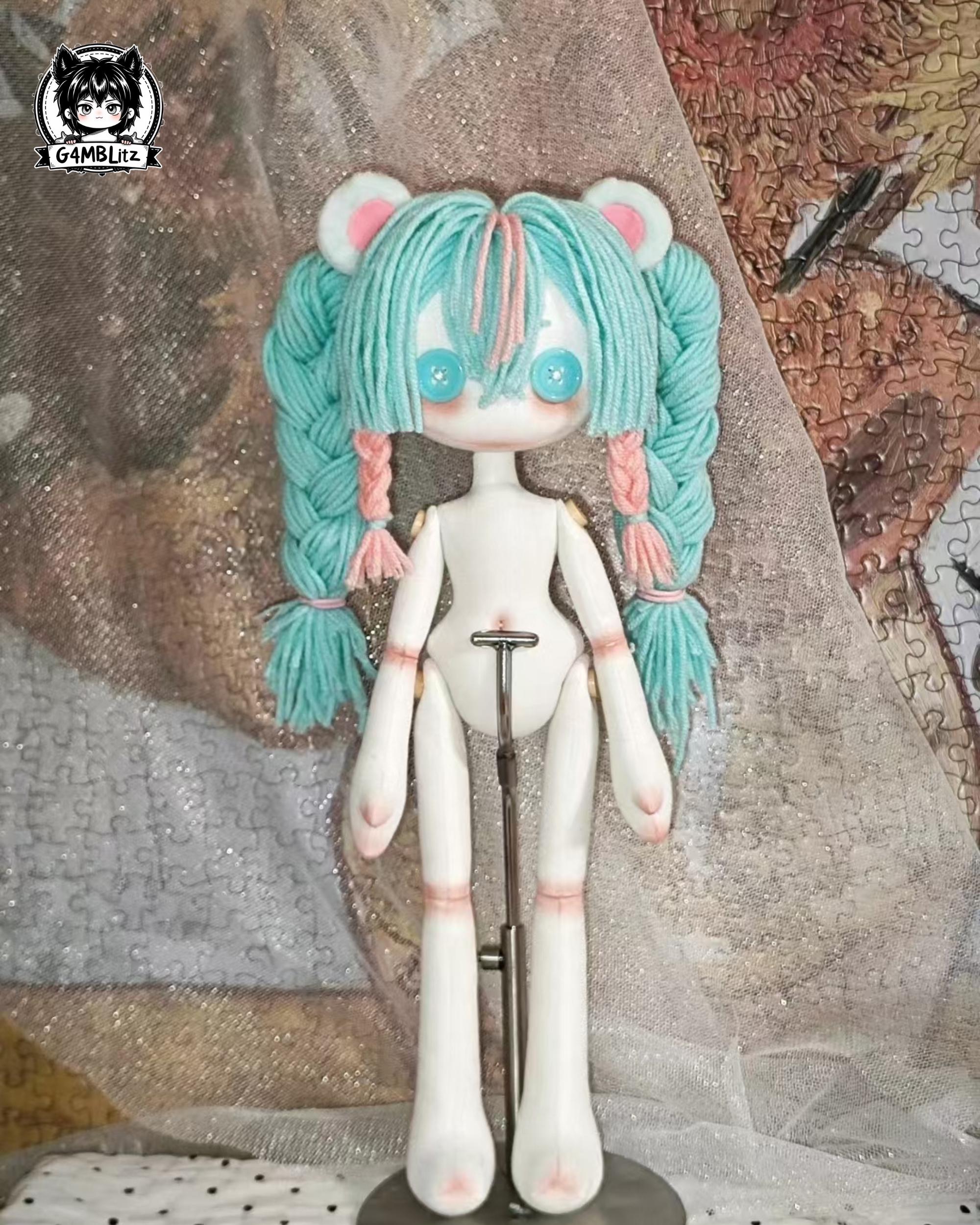 ハンドメイド アートドール ボタンの目 人形 il_fullxfull.8338649723_ixh5.jpg