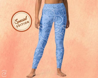 Blue Paisley Yoga Leggings: High-Waisted Boho Print Activewear
