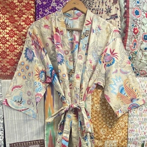 Floral Print Cotton Kimono Robe: Lightweight Beach Cover-Up