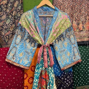 Handmade Floral Art Silk Kimono Robe: Boho Short Jacket