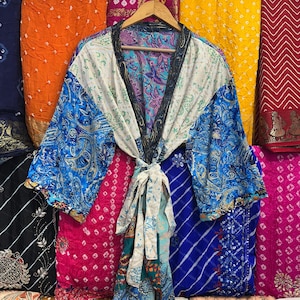Handgemaakte kunstzijden kimonobadjas: boho stofdoekvest
