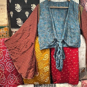 3-way Bell Sleeve Tie Front Hippie Boho Wrap Top, Hippie Wrap Crop Top, 70s Style Clothing, Flare Sleeve Aesthetic, Free Spirit Style
