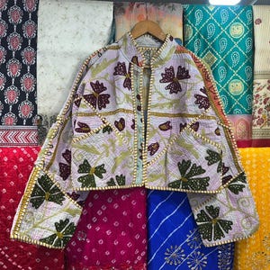 Handmade Suzani Patchwork Kantha Jacket: Boho Embroidered Short Coat