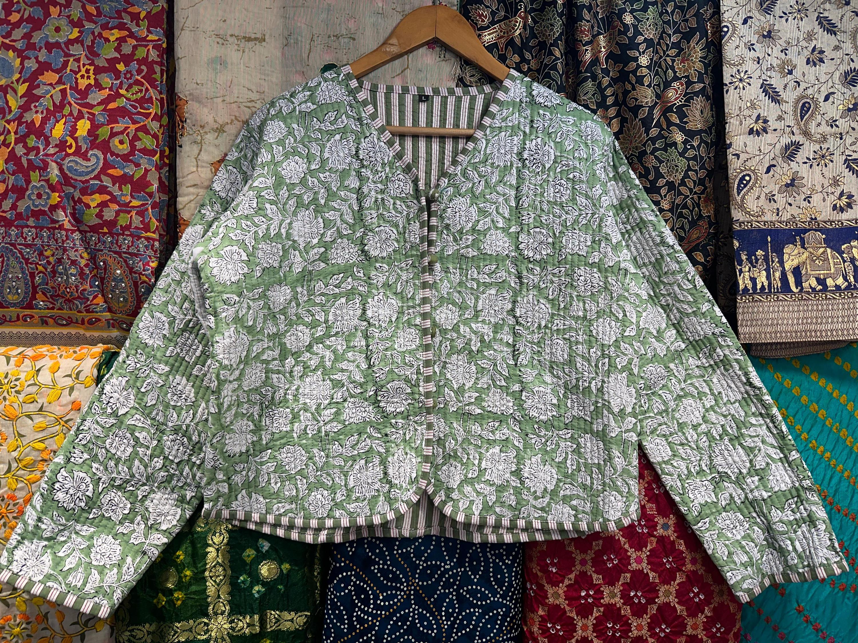 ハンドブロックプリントの花柄ジャケット：リバーシブルコットン