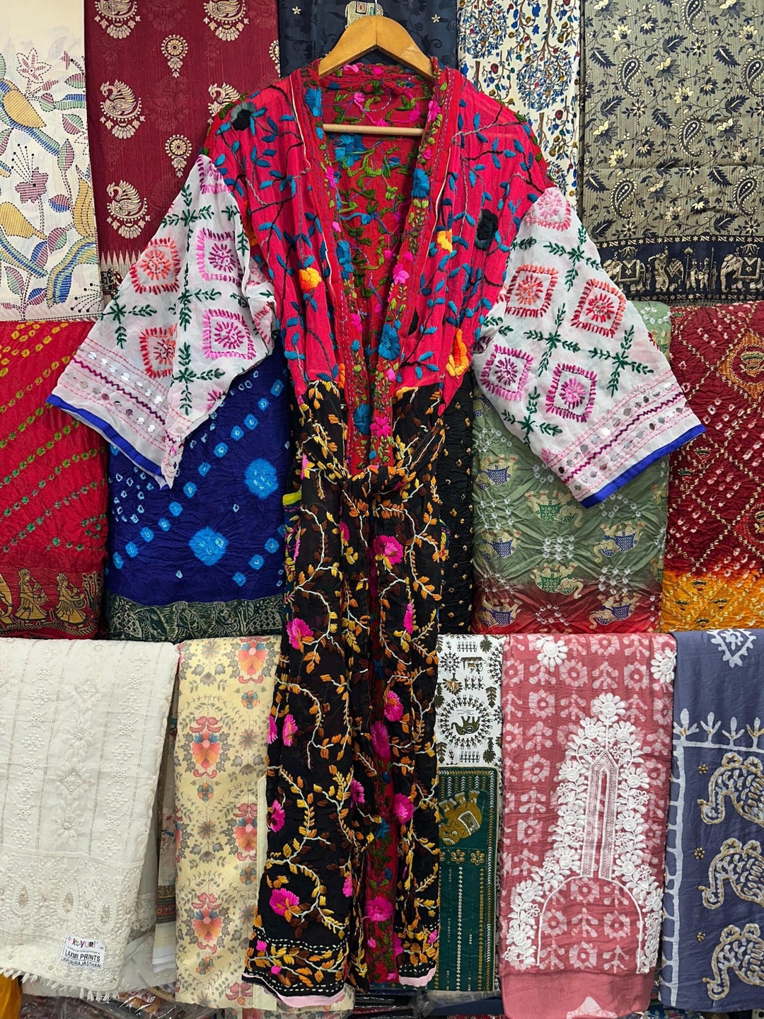 Phulkari Short Kimono Robe White Summer main image 0