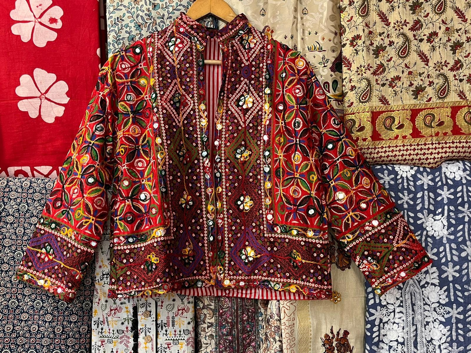 ジャケット・アウター CUTWORK EMBROIDERY JACKET Class of '85 patchwork worker jacket | Scotch & Soda | | Simons