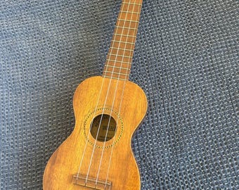 Genuine Koa Wood 1920s Soprano Ukulele w/ Hard Case