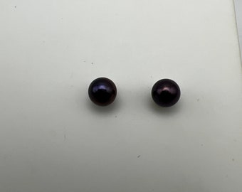 7mm Black Pearl Stud Earrings 14K Yellow gold