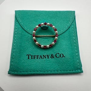 Genuine Classic Tiffany & Co. Pearl and Ruby Circle Pin Brooch 14K Yellow gold