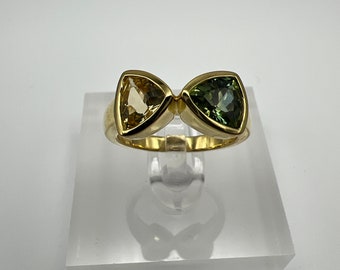 Green and Yellow natural Sapphire Ring