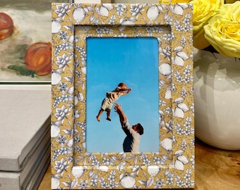 Sketched Lemons Fabric Wrapped Picture Frame and Mat - 4x6 photo
